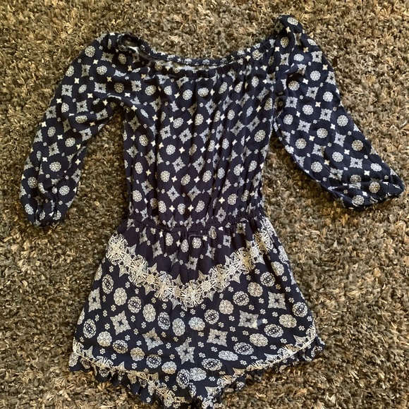 Romper - Picture 2 of 3